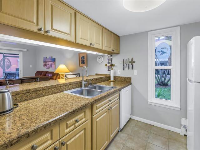 3710 41st Way S, Unit D, St. Petersburg, FL 33711 | MLS #TB8465