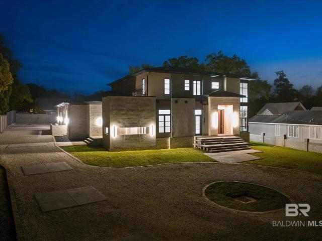 3712 Old Shell Road