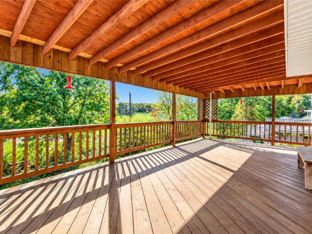3712 Highland Road