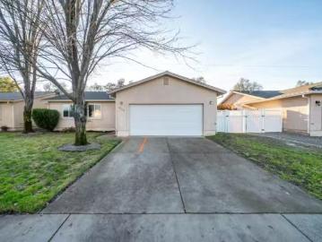 3712 VINEWOOD DR, ANDERSON, CA 96007