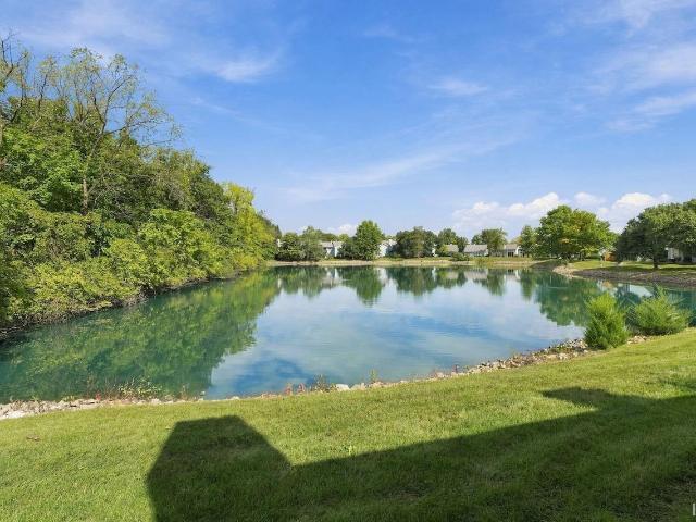 3713 N Lakeside Drive