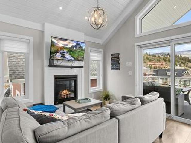 371 6 Marbella Loop, Kelowna, BC, V1Z 3R8 house for sale | Listing ID 10383 | Royal LePage