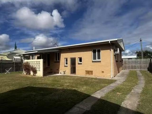 371 Bourbong Street, Millbank, QLD 4670