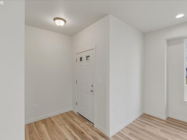 371 E 2ND AVE