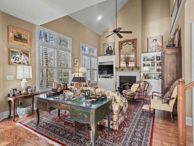 371 Tuckers Rd. Pawleys Island, US, SC
