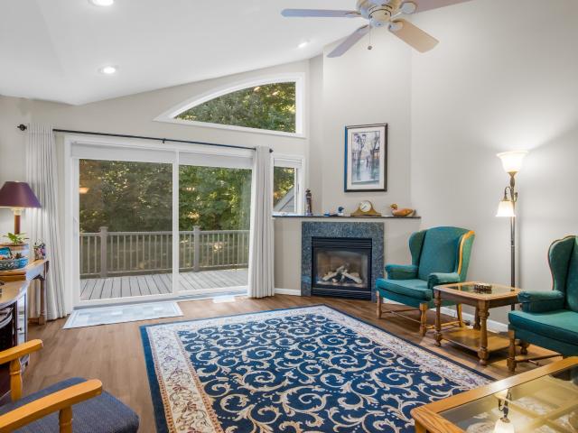 3724 Country Club Drive