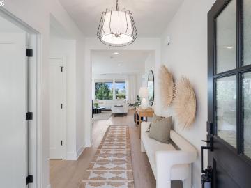 3724 SW Hillside Dr, Portland, OR 97221 | MLS #365509