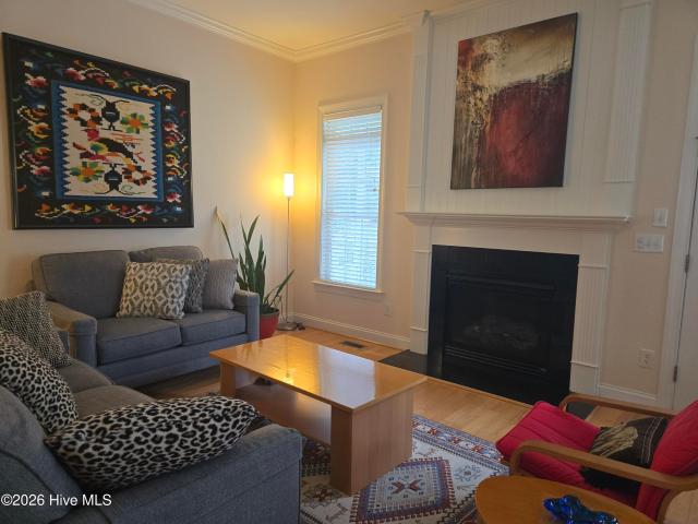 3725 Ashcroft Drive