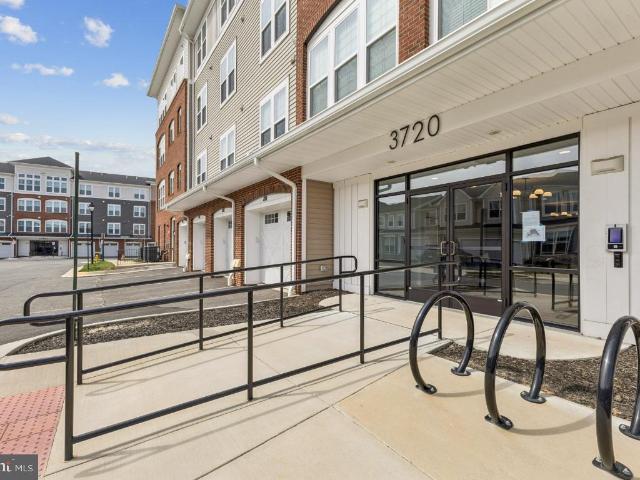3720 Havertill Ln, Unit 306, Woodbridge, VA 22193 | MLS #VAPW2115