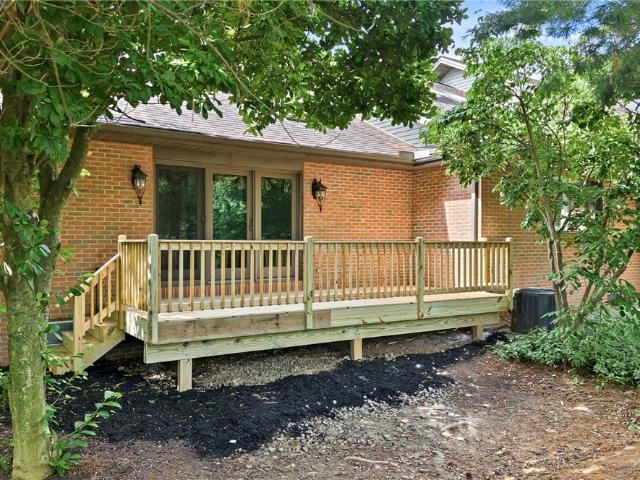 3721 Mercedes Place 10