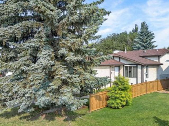 3722 34A Avenue Nw, Edmonton, AB, T6L 4Z2 house for sale | Listing ID E4509 | Royal LePage