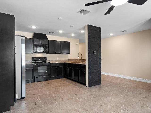 3723 Putnam Drive A