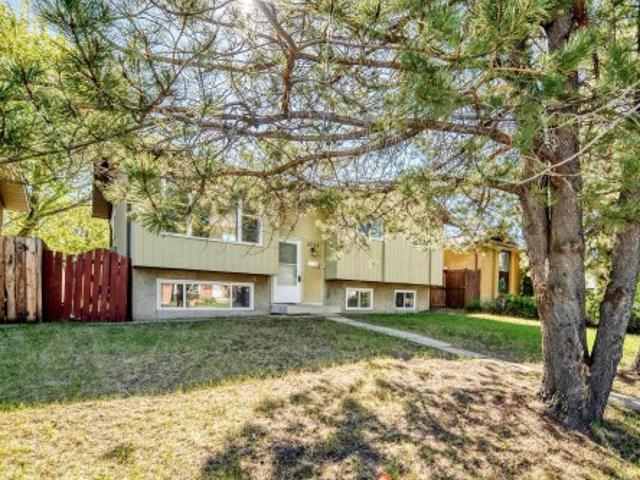 3723 63 Street Nw, Edmonton, AB, T6L 1R1 house for sale | Listing ID E4507 | Royal LePage