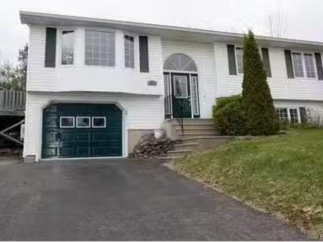 372 Kimble Dr, Fredericton, NB, E3B 6Y5 house for sale List.
