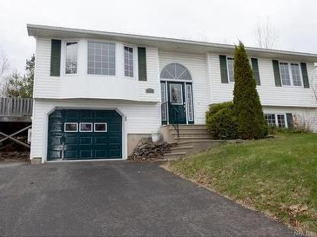 372 Kimble Dr, Fredericton, NB, E3B 6Y5 house for sale | Listing ID NB138570 | Royal LePage