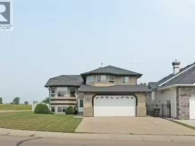 372 Lake Stafford Drive E, Brooks, AB, T1R 1P8 house for sal.