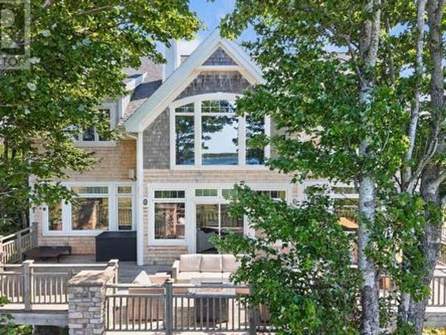 372 Macmillan Point Road, West Covehead, PE, C0A 1P0 Luxury House for sale | Listing ID 202619 | Royal LePage Carriage Trade Luxury Properties