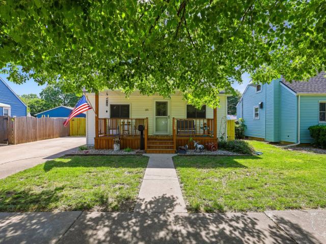372 N Blaine Avenue