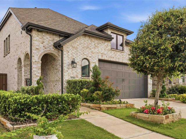 3735 Handel Drive