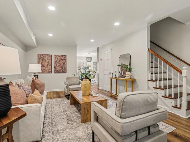 3736 Yorktown Place
