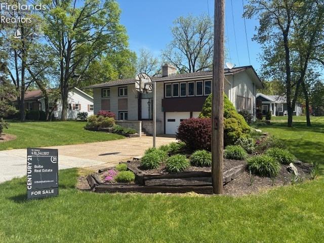 3737 N Karwood