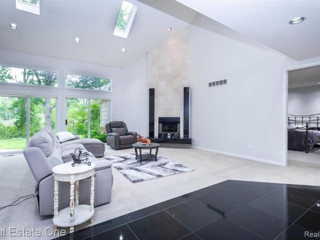 3738 Cherrywood Court