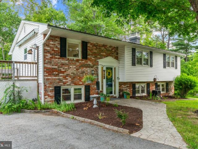 3738 Cross Bow Court