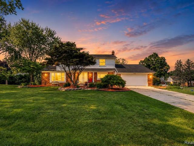 3739 Fife Lane