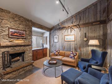 3730 N Lake Creek Dr, Unit 2523, Wilson, WY 83014 | MLS #26 17