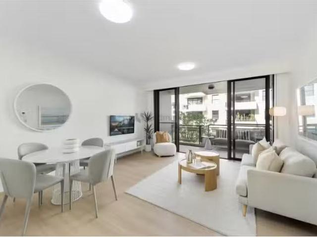 373/3 Bechert Road, Chiswick Apartment for rent Listed by Eri.