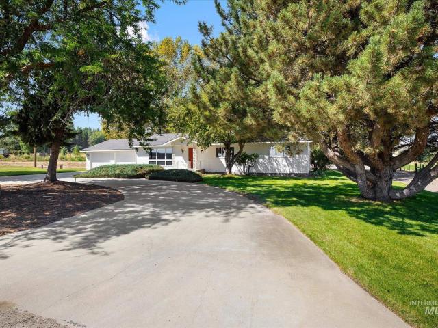 3733 Little Rock Rd