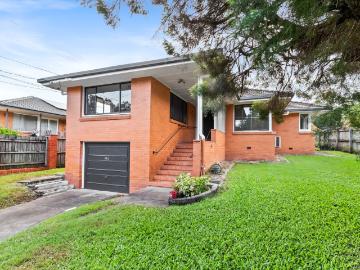 373 Beaudesert Road, Moorooka, QLD 4105 House for Rent Ray White Sherwood | Ray White Centenary