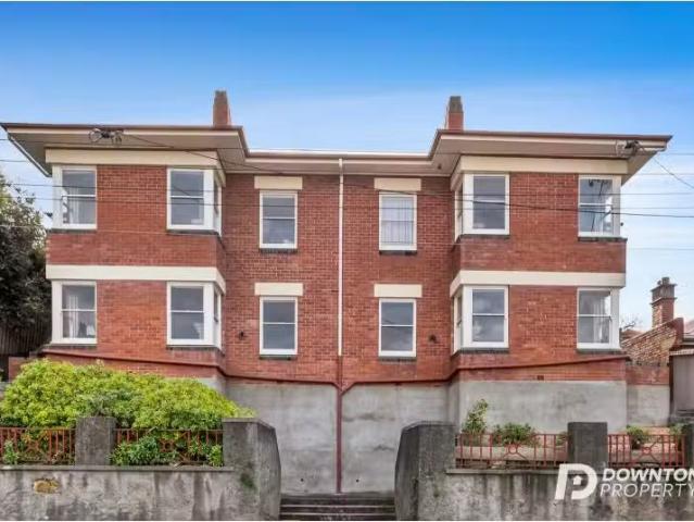 3/73 Goulburn St, Hobart House for rent Listed by Kelly Males.