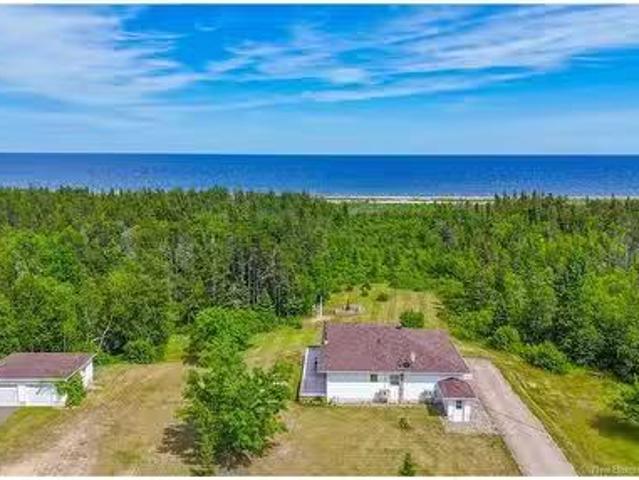 373 De La Cedrière Rd, Rivière Du Portage, NB, E9H 1T9 Luxur.