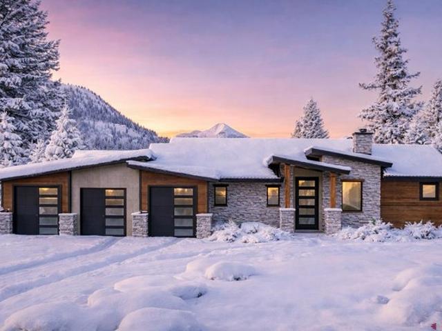 373 Snowden Dr, Durango, CO 81301