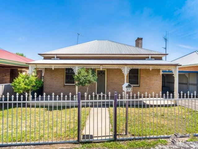 373 Summer Street, Orange NSW 2800