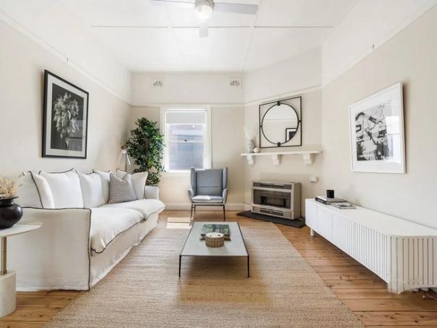 373 Summer Street, Orange NSW 2800