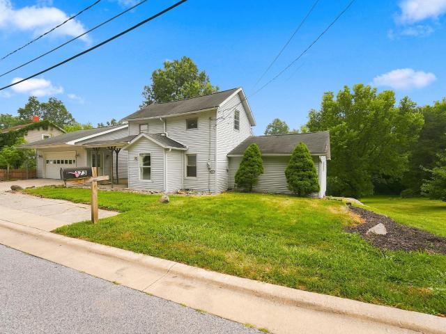 373 Posey Hill Street