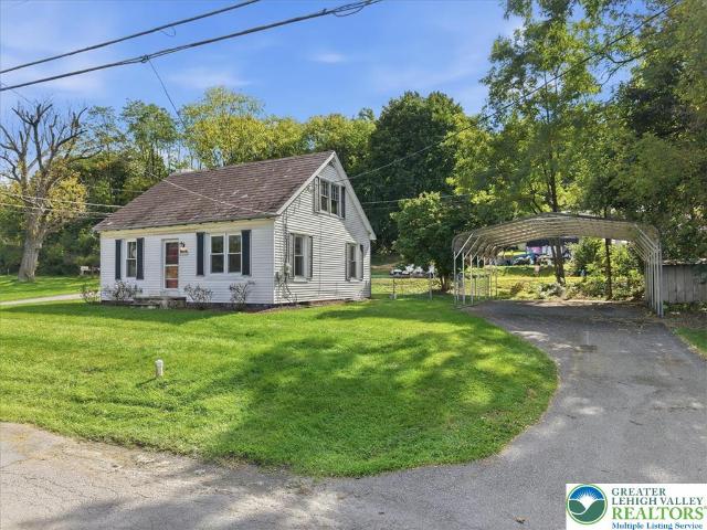 3744 Redbud Drive