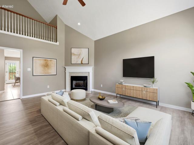 3744 Wargrave Walk