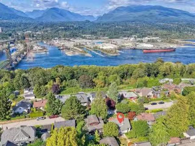 3746 Edinburgh Street, Burnaby, BC, V5C 1R5 house for sale.