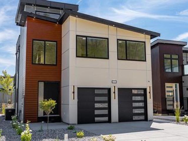 3741 Astoria Drive, West Kelowna, BC, V4T 0B1 house for sale | Listing ID 10395 | Royal LePage