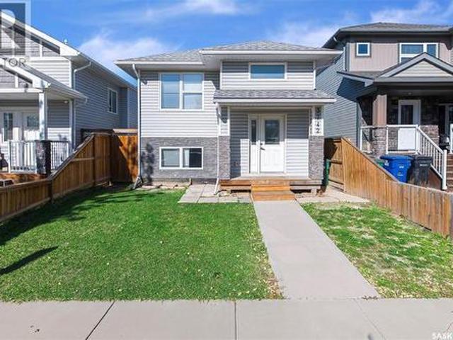 3742 33Rd Street W, Saskatoon, SK, S7R 0M1 house for sale | Listing ID SK050779 | Royal LePage