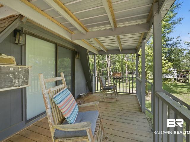 3743 Eureka Landing Rd