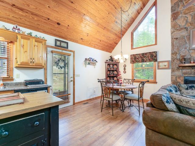 374 Country Lane
