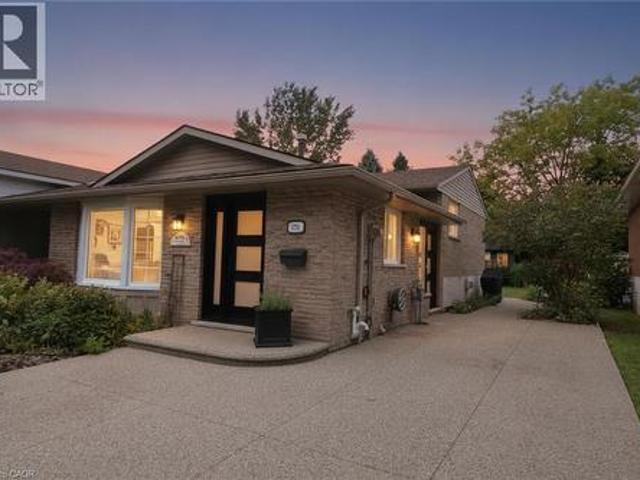 374 Brigadoon Drive, Hamilton, ON, L9C 6X4 house for sale | Listing ID 40854 | Royal LePage