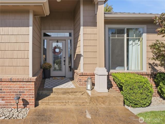 374 Laurie Drive