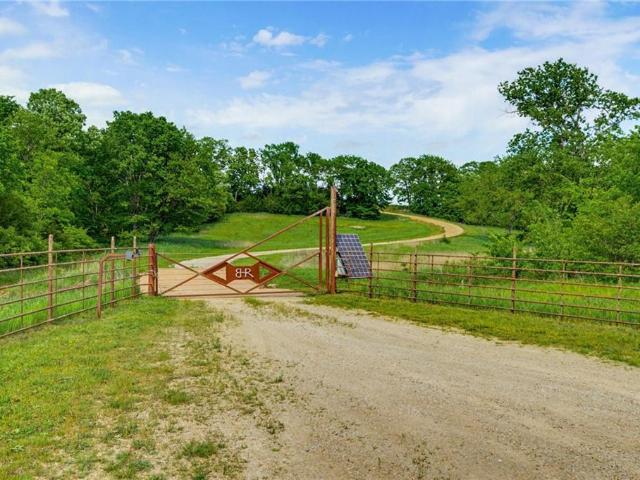 374 N 750 & 5 Parcels Road