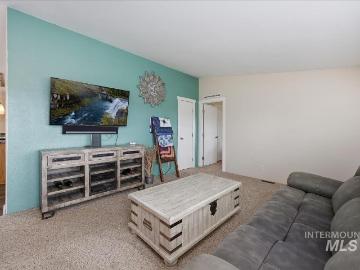 374 North 120 East