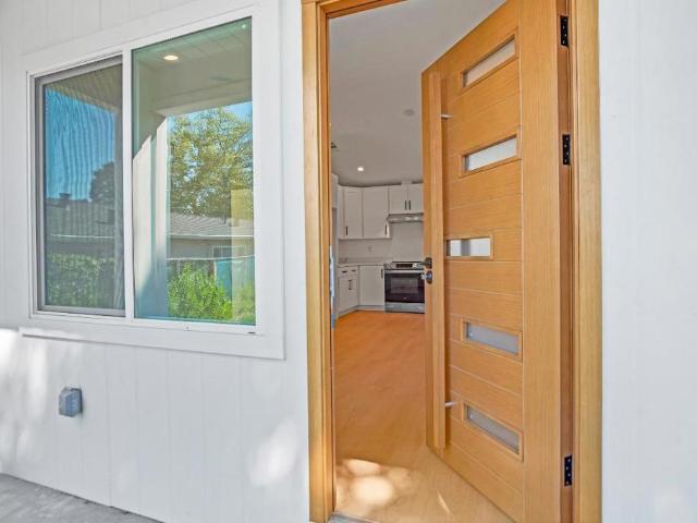 374 S 21st Street